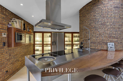 Appartement - 160 m² - 4 pièces