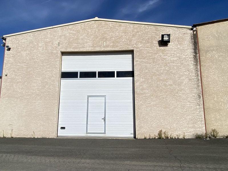 Local commercial - 205 m² - 1 pièce