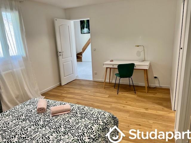 Chambre - 18 m² - 1 pièce