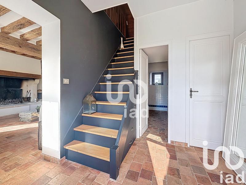 Maison - 243 m² - 8 pièces