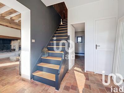 Maison - 243 m² - 8 pièces