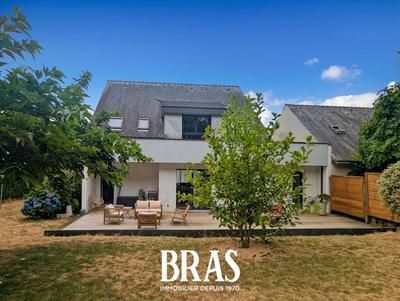 Maison - 156 m² - 6 pièces