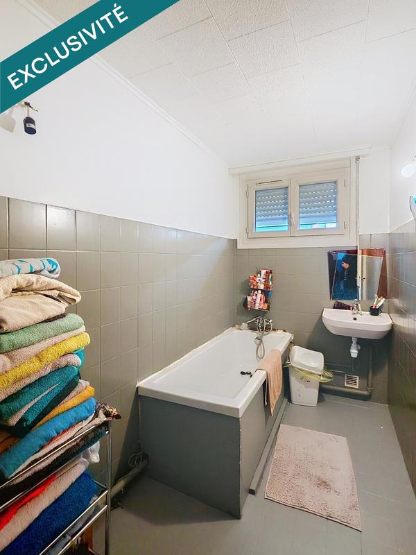 Maison - 92 m² - 4 pièces