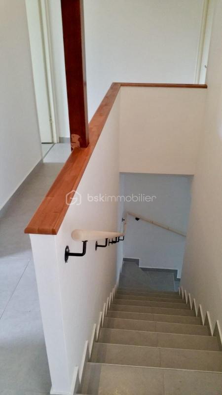 Maison - 148 m² - 8 pièces