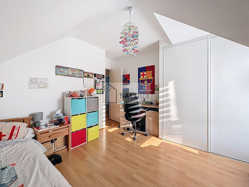 Maison - 115 m² - 6 pièces