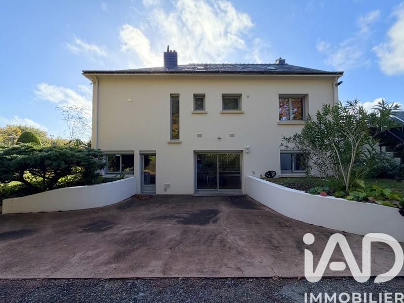 Maison - 175 m² - 6 pièces