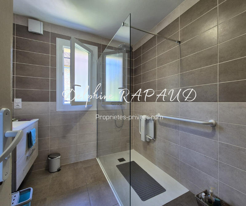 Maison - 114 m² - 7 pièces