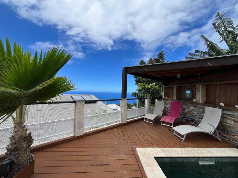 Maison - 96 m² - 4 pièces