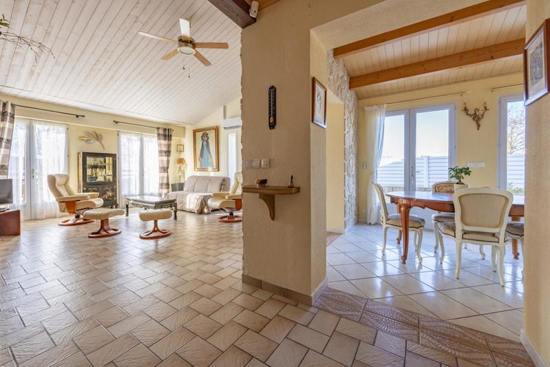 Maison - 110 m² - 7 pièces