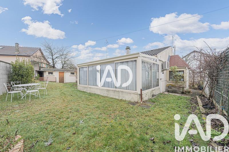 Maison - 90 m² - 4 pièces