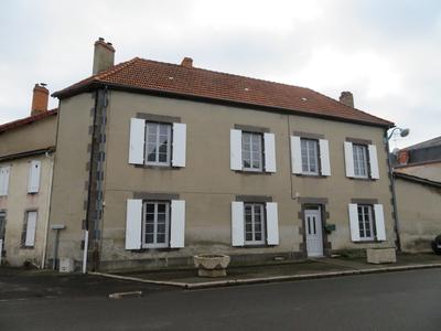 Maison ancienne - 135 m² - 8 pièces
