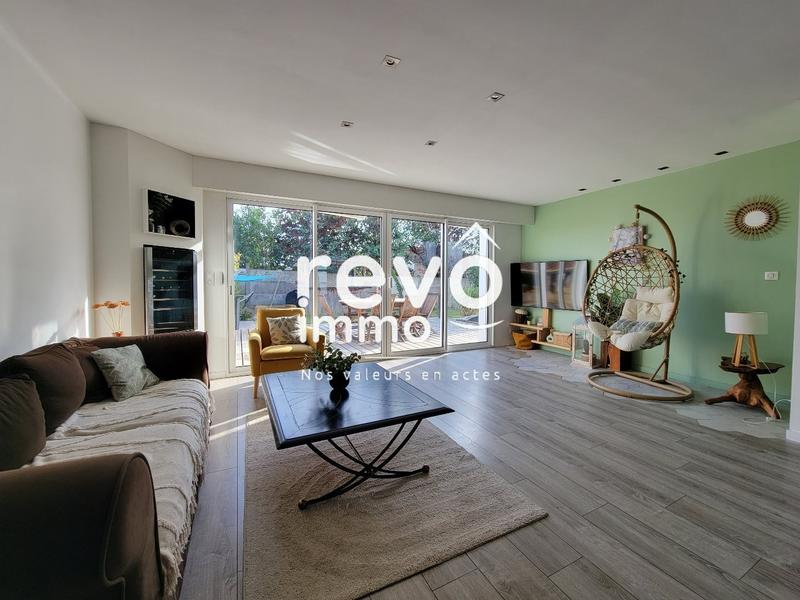 Maison - 144 m² - 7 pièces