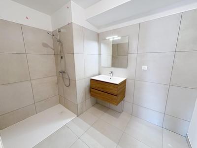 Appartement - 84 m² - 3 pièces