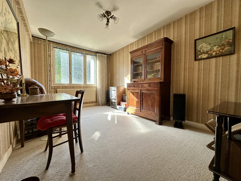 Appartement - 103 m² - 5 pièces