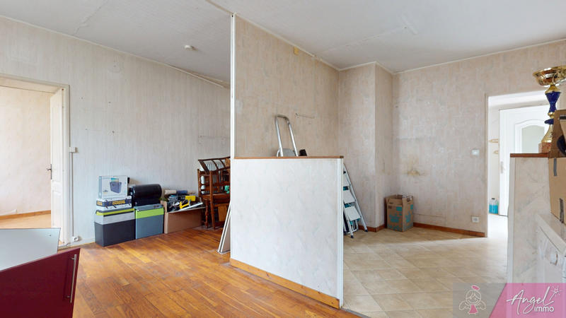 Maison - 168 m² - 8 pièces