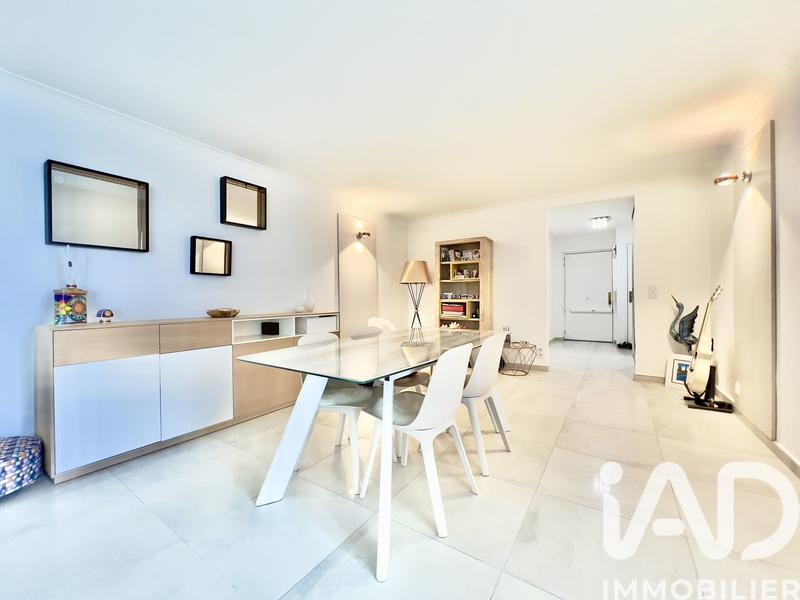 Appartement - 76 m² - 2 pièces