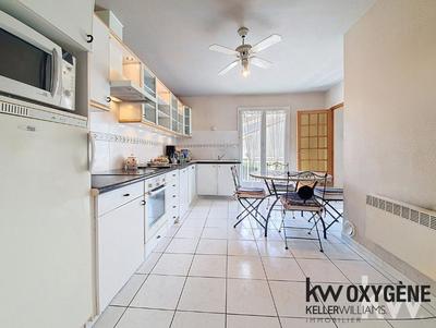 Maison - 142 m² - 6 pièces