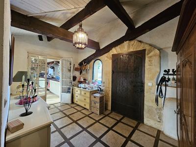 Maison traditionnelle - 240 m² - 7 pièces