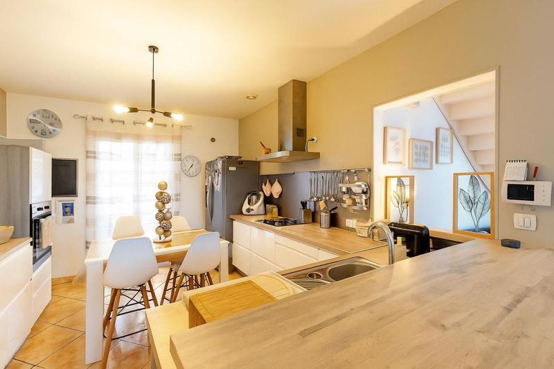 Maison - 160 m² - 7 pièces