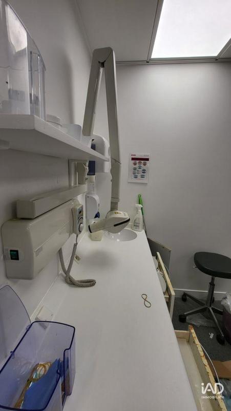 Local commercial - 875 m²