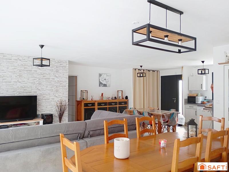 Maison - 100 m² - 4 pièces