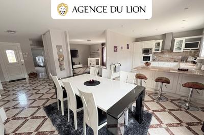 Maison - 111 m² - 5 pièces