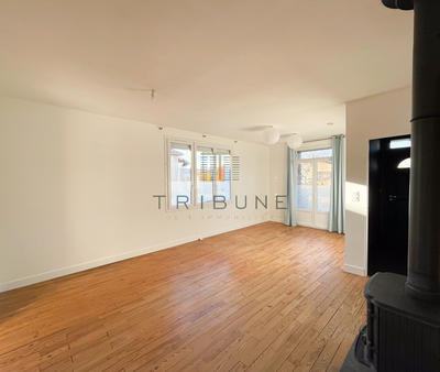 Maison - 80 m² - 6 pièces