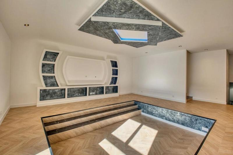 Maison - 185 m² - 7 pièces