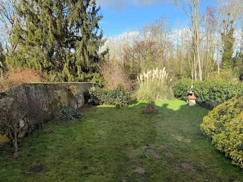 Maison - 210 m² - 7 pièces