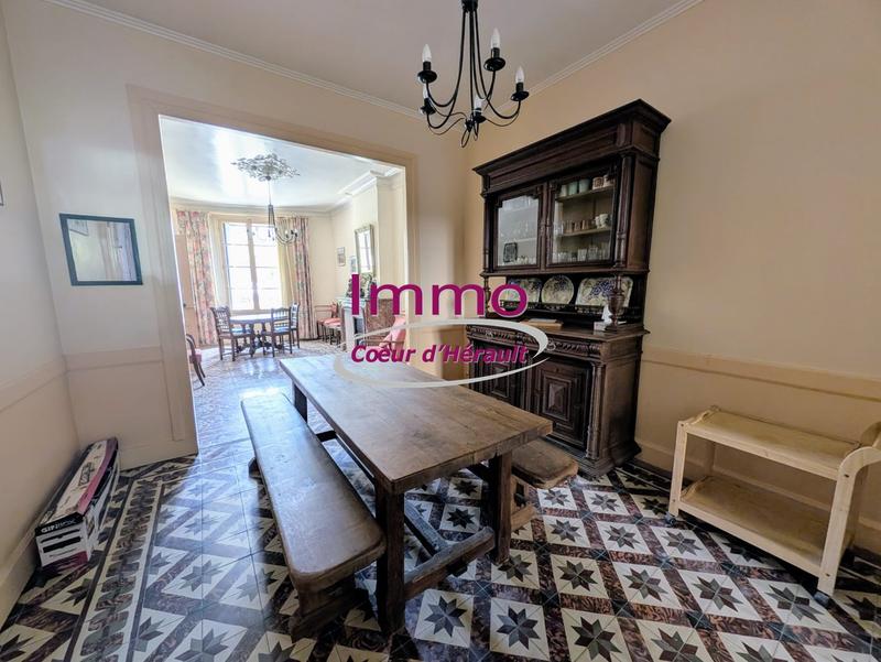 Maison de village - 230 m² - 6 pièces