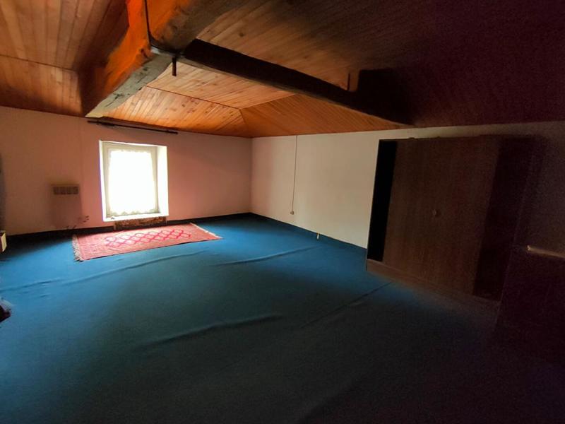 Maison - 196 m² - 7 pièces