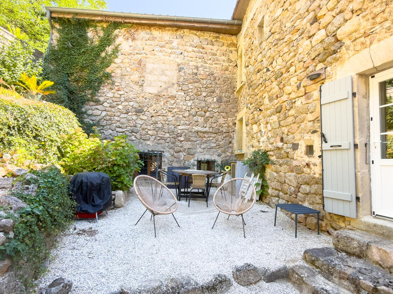 Maison - 198 m² - 6 pièces