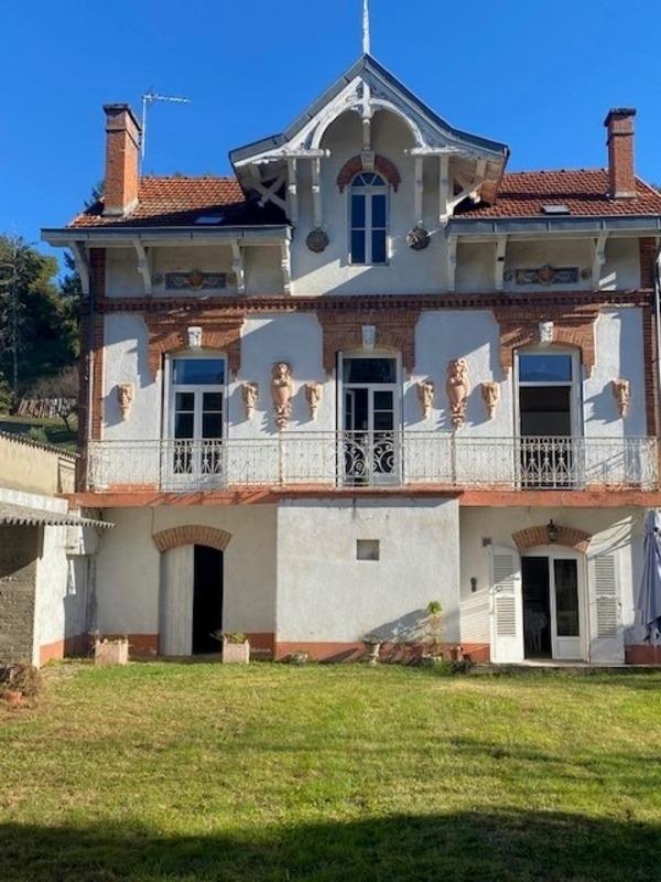 Maison - 169 m² - 7 pièces