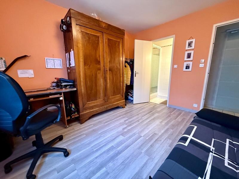 Maison - 127 m² - 7 pièces