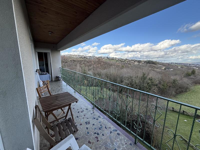 Maison jumelée - 140 m² - 7 pièces