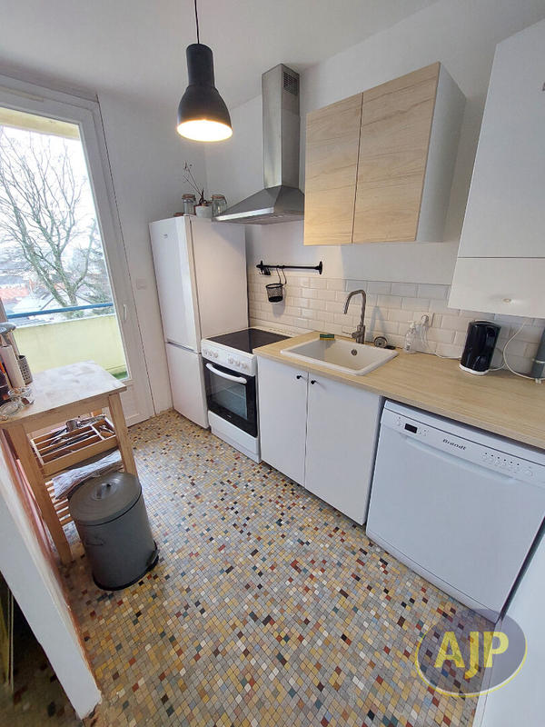 Appartement - 56 m² - 3 pièces