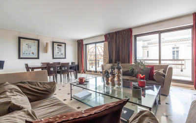 Appartement - 122 m² - 5 pièces