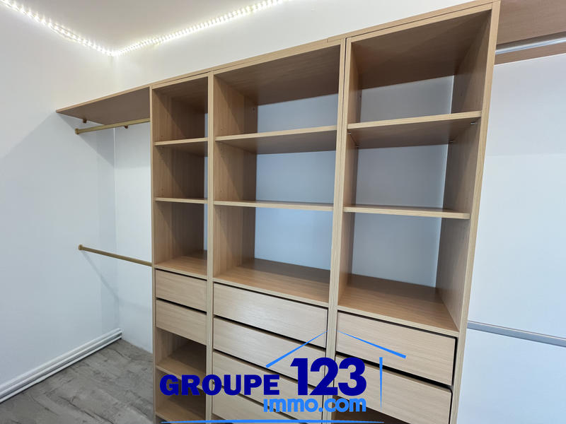 Appartement - 85 m² - 3 pièces