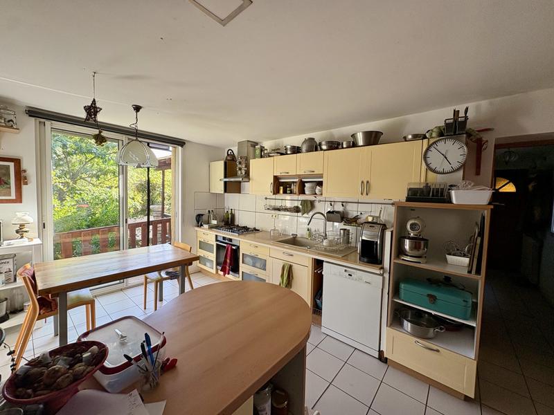 Bastide - 205 m² - 6 pièces