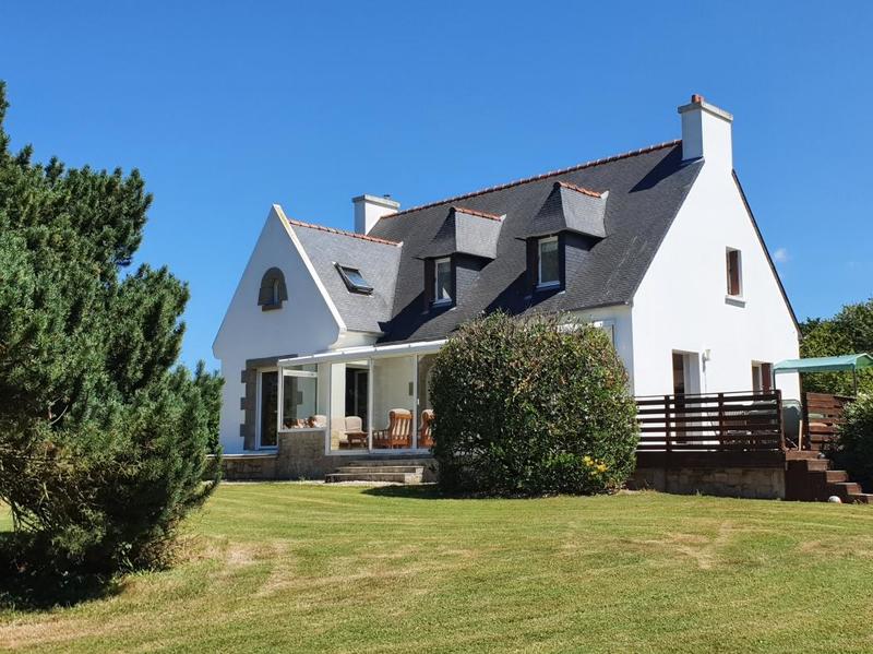 Maison - 165 m² - 10 pièces