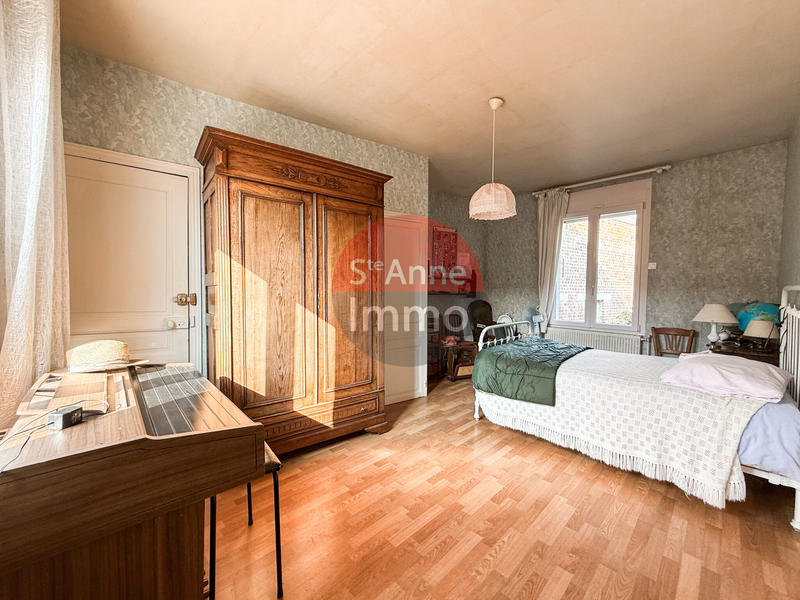 Maison - 203 m² - 7 pièces