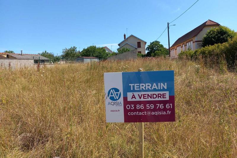 Terrain constructible - 768 m²