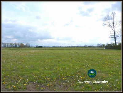 Terrain constructible - 1 528 m²