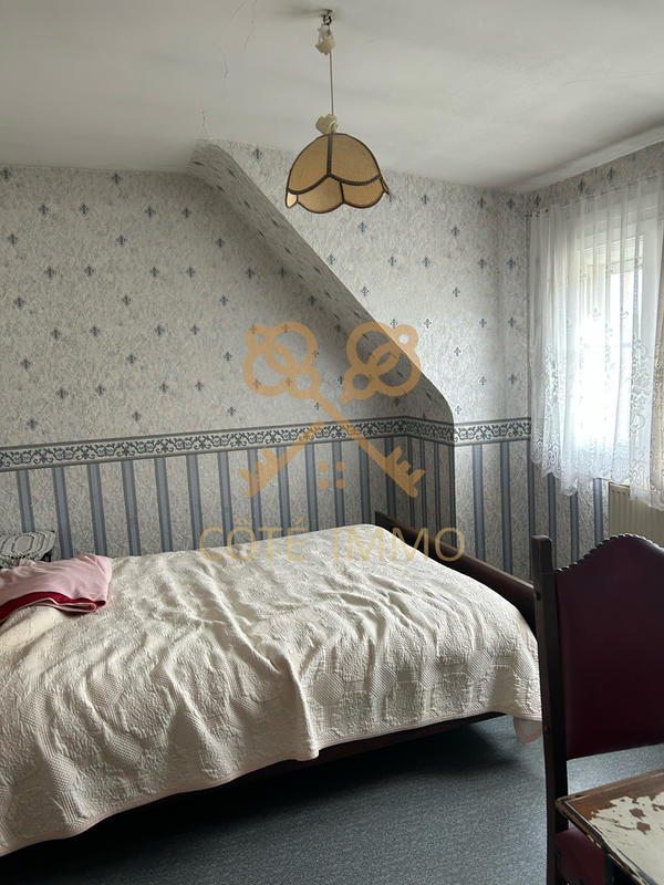 Maison - 90 m² - 4 pièces