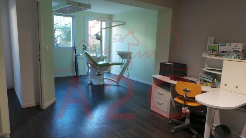 Local d'activité / Entrepôt - 244 m²