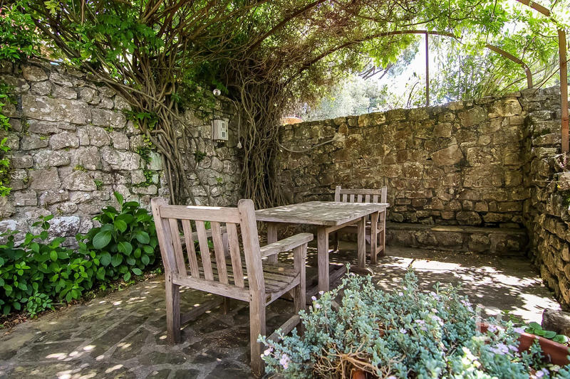 Maison - 368 m² - 10 pièces