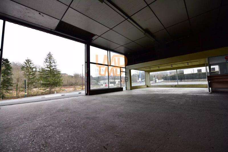 Local commercial - 630 m² - 3 pièces
