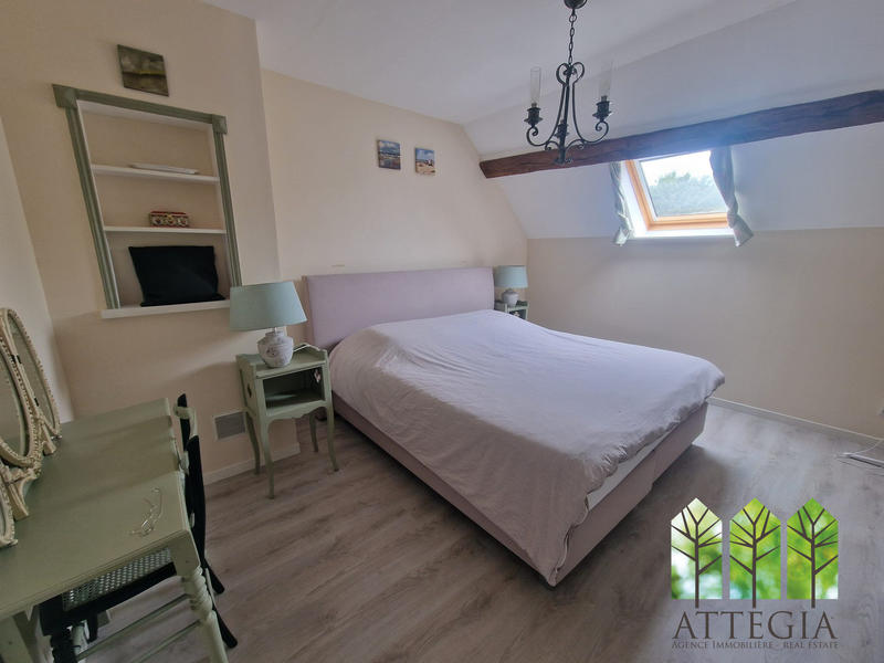 Maison - 245 m² - 6 pièces