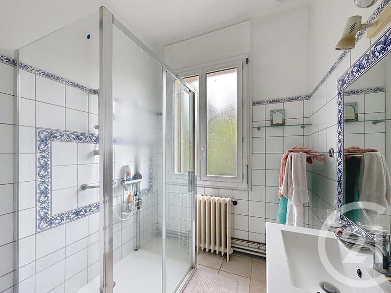 Maison - 146 m² - 6 pièces