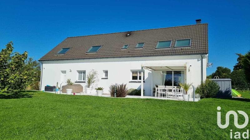 Maison - 200 m² - 7 pièces